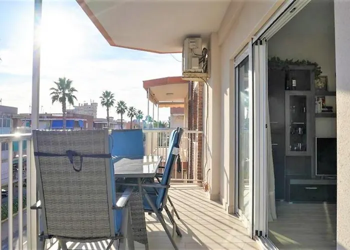 Three Bedroom Top Apartment By The Beach